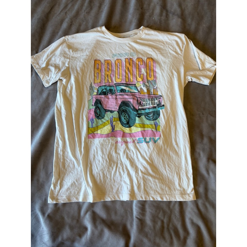 Ford Bronco Graphic T-Shirt Mens Large Pink SUV Desert Retro Off White Cream